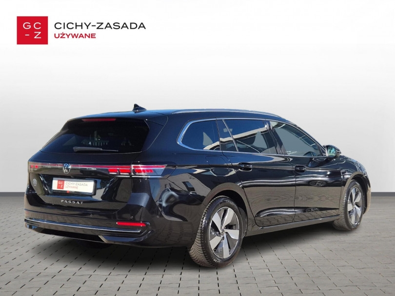 Volkswagen Passat 2024