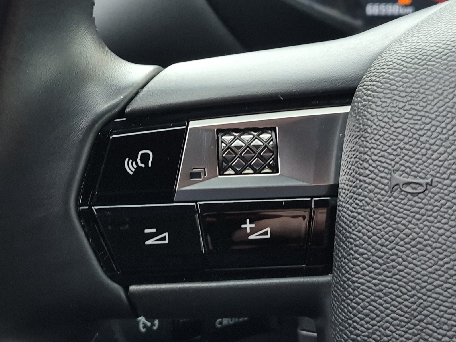 DS Automobiles DS 3 Crossback