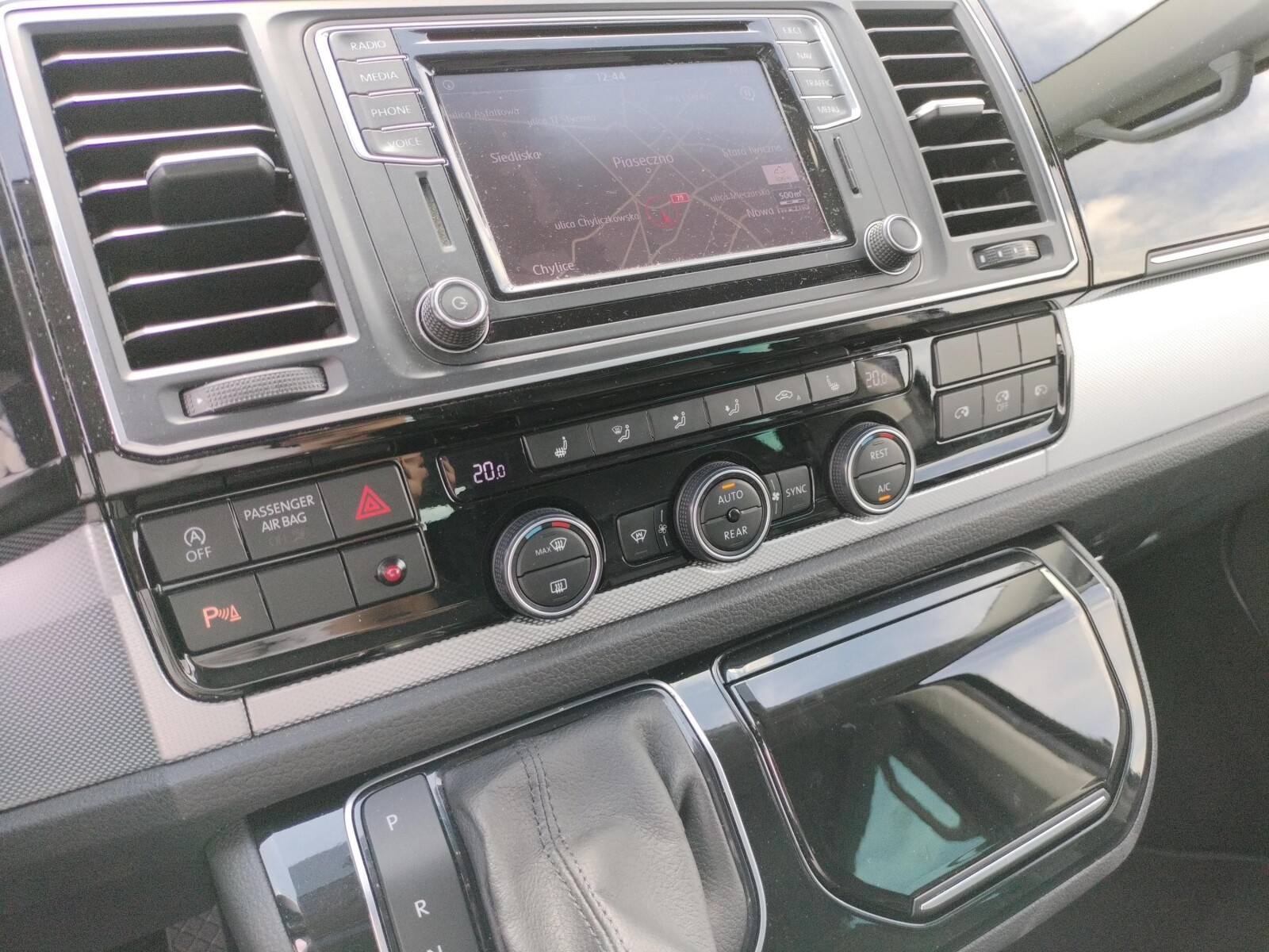 Volkswagen Caravelle