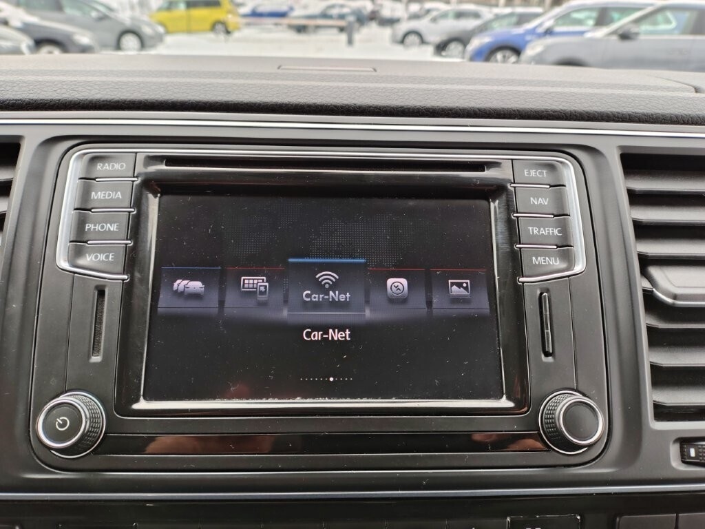 Volkswagen Caravelle