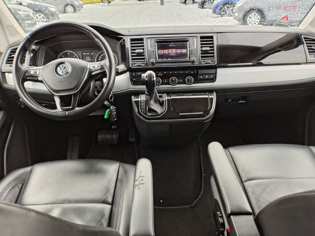 Volkswagen Caravelle