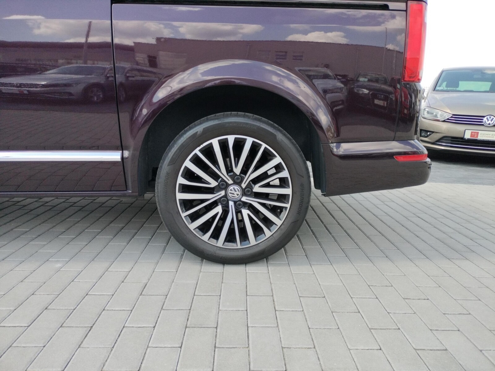 Volkswagen Caravelle