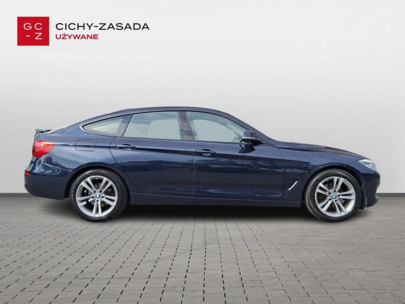 BMW 320 2019