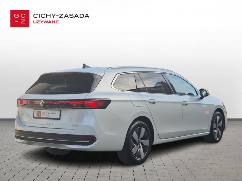 Volkswagen Passat 2024