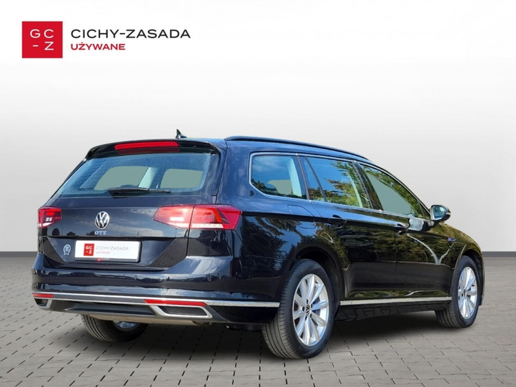 Volkswagen Passat 2021