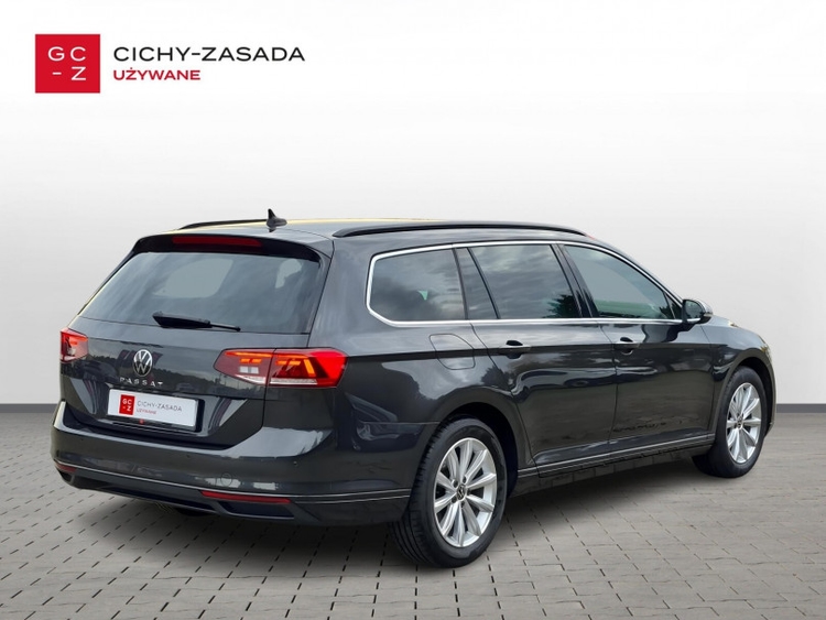 Volkswagen Passat 2022