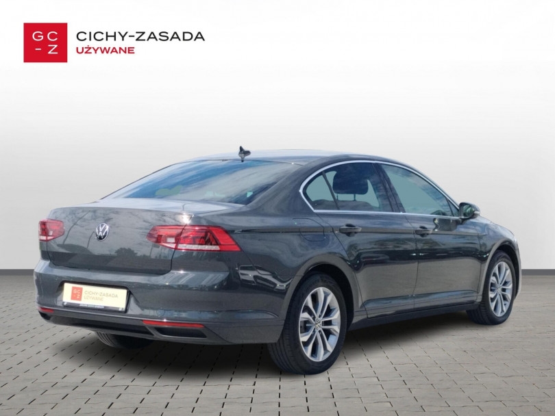 Volkswagen Passat 2021