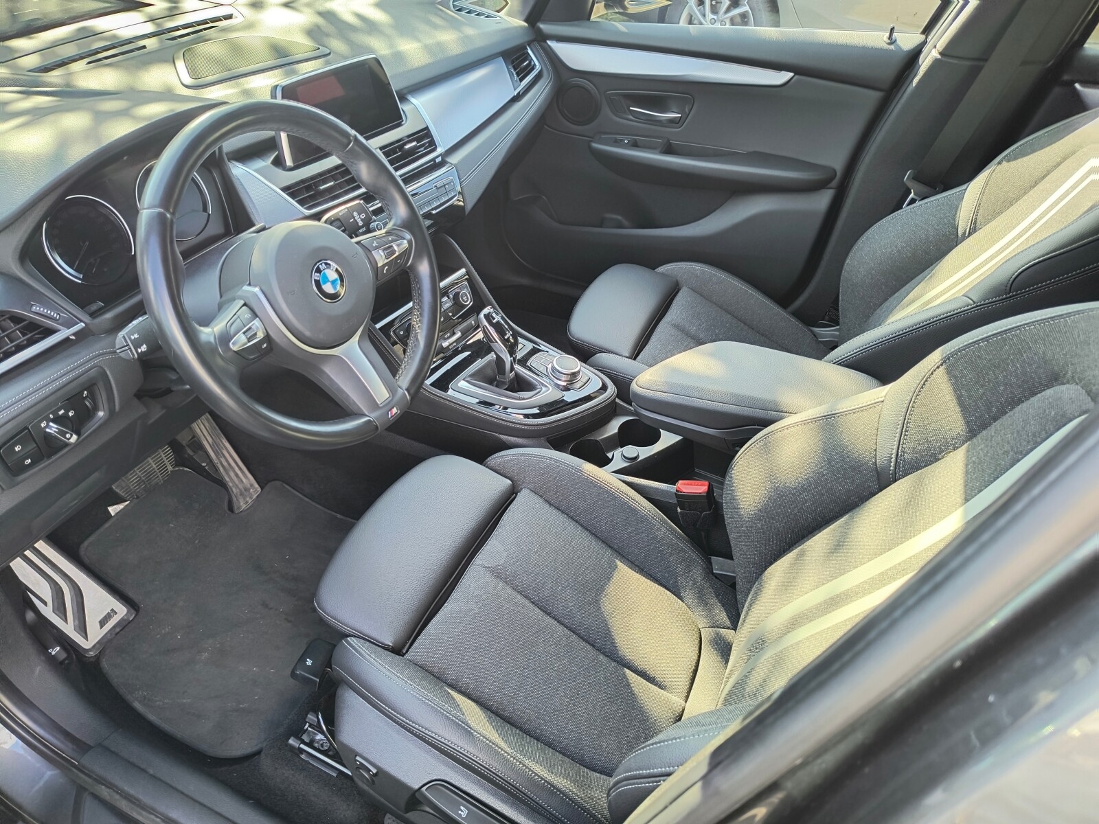 BMW 218