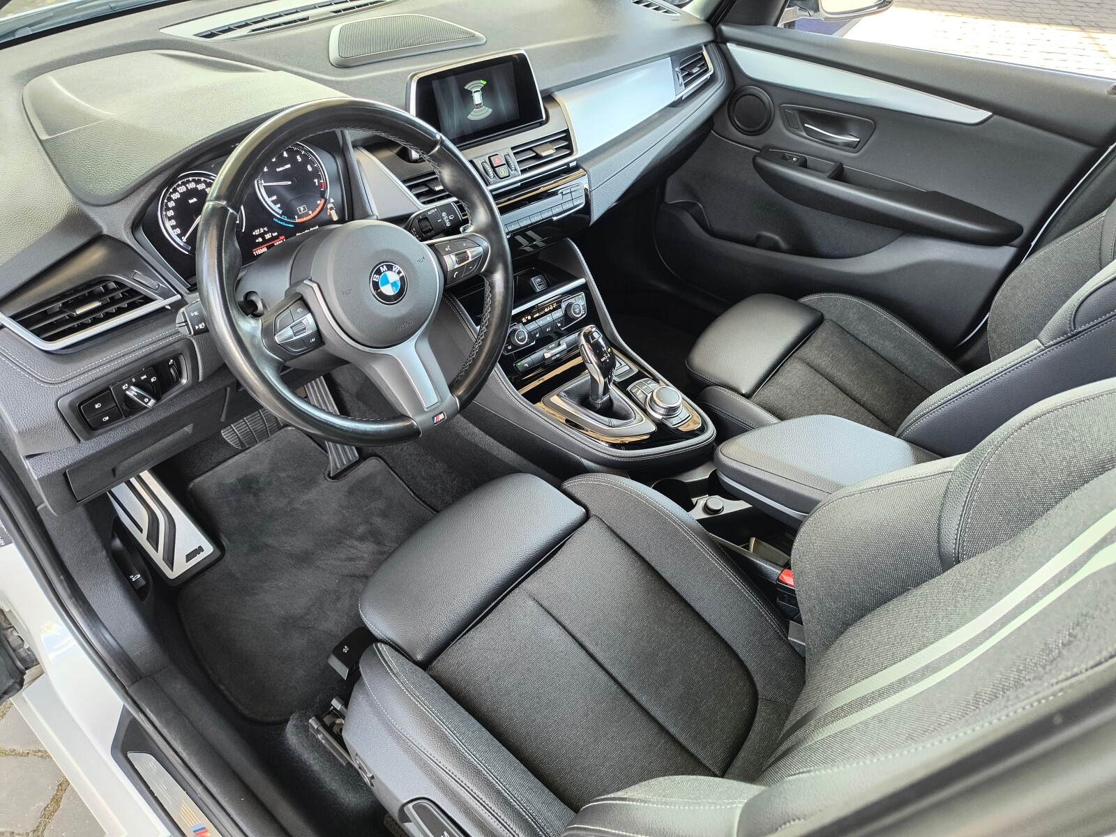 BMW 218