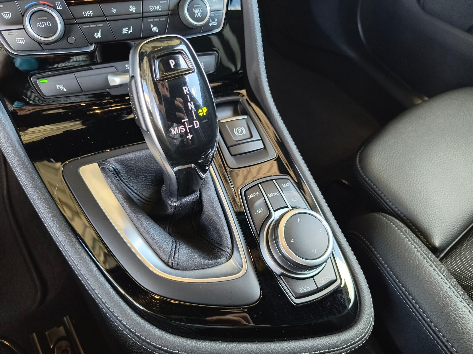 BMW 218