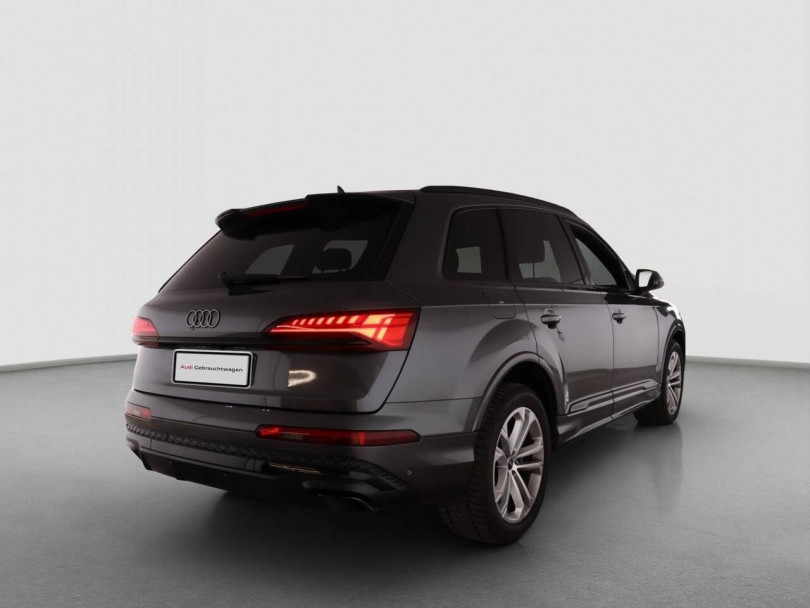 Audi Q7 2024