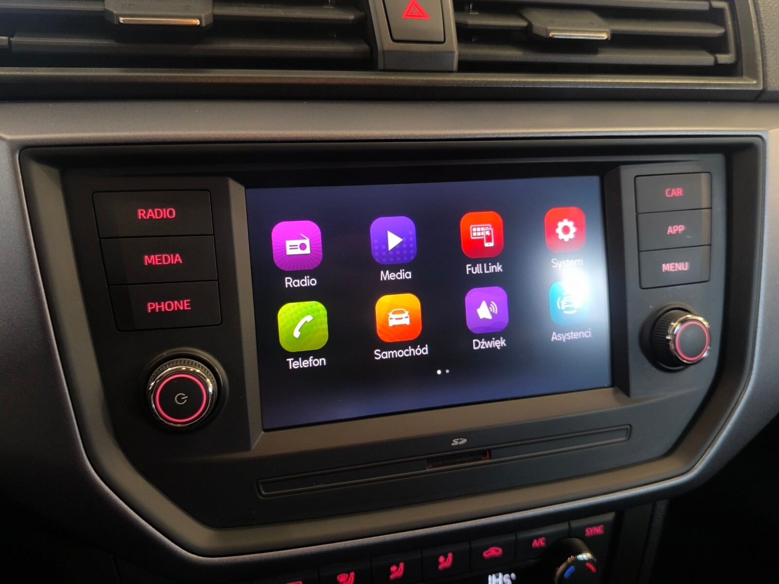 Seat Arona
