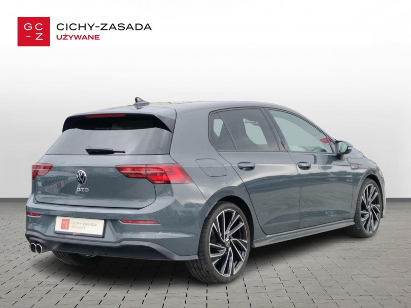 Volkswagen Golf 2021