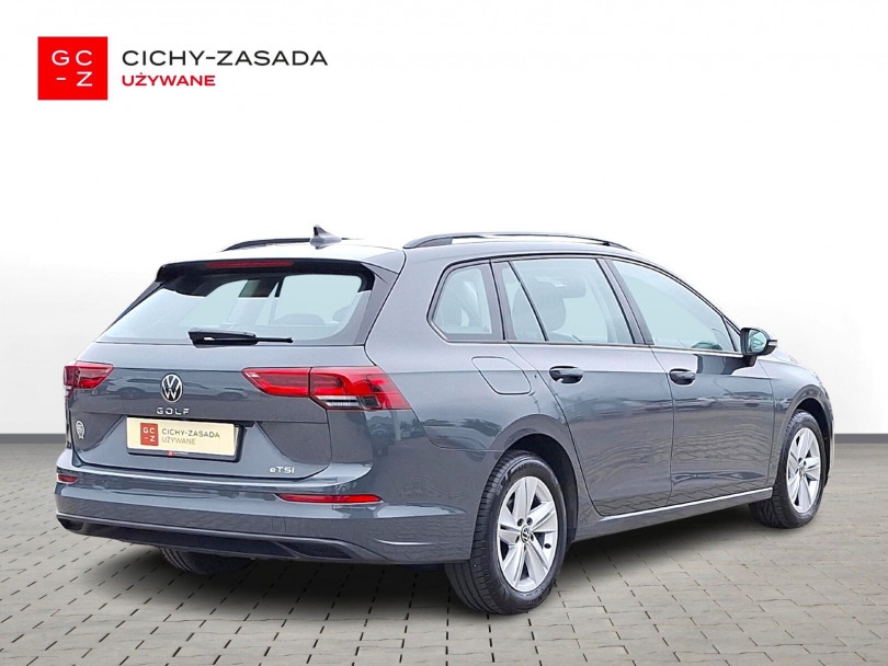 Volkswagen Golf 2021