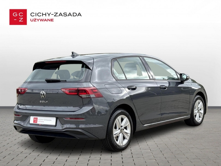 Volkswagen Golf 2021