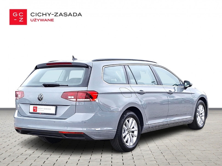 Volkswagen Passat 2022