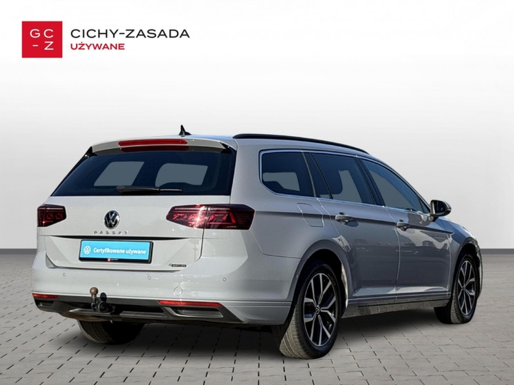 Volkswagen Passat 2022