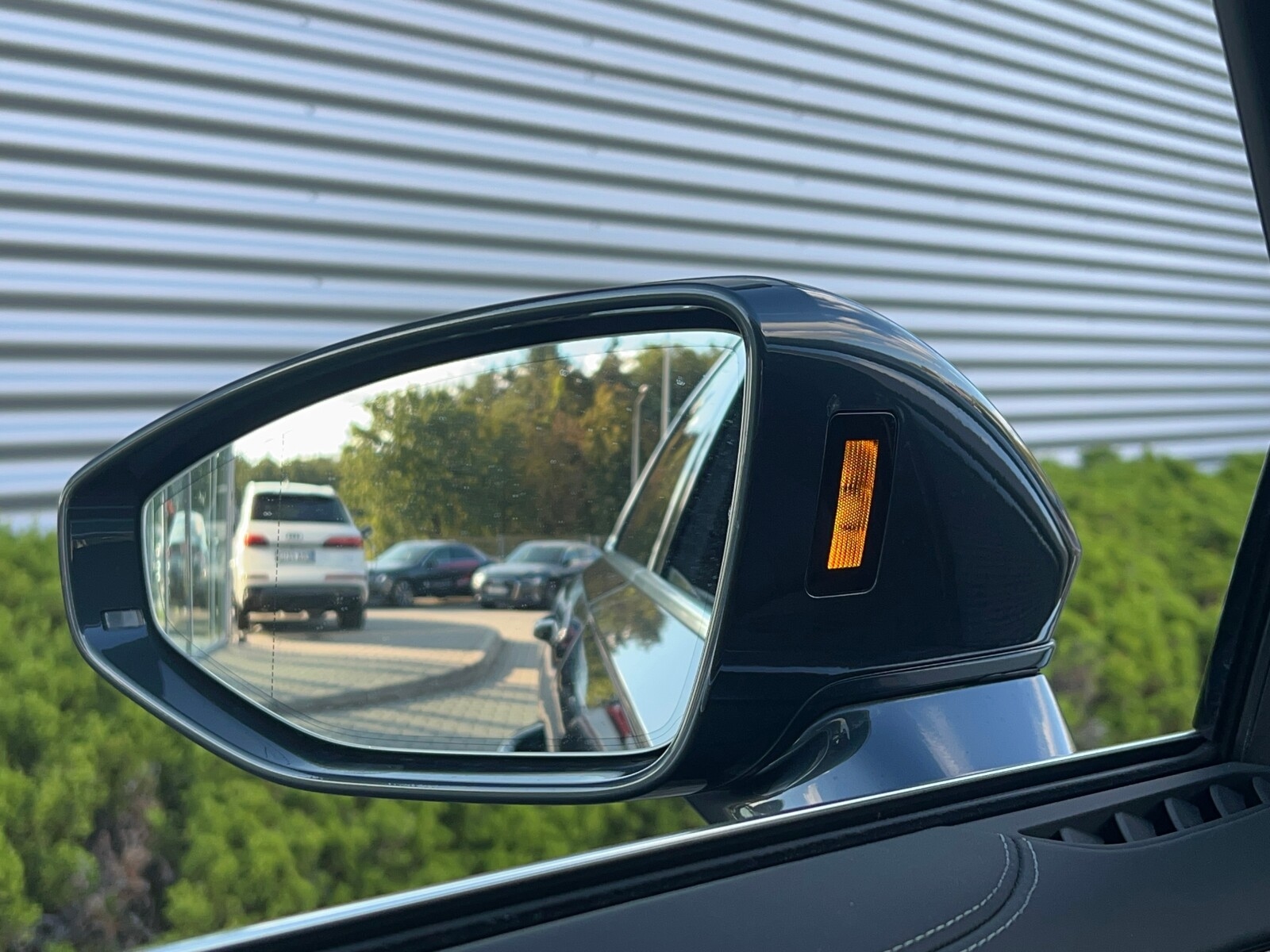 Audi A8 L