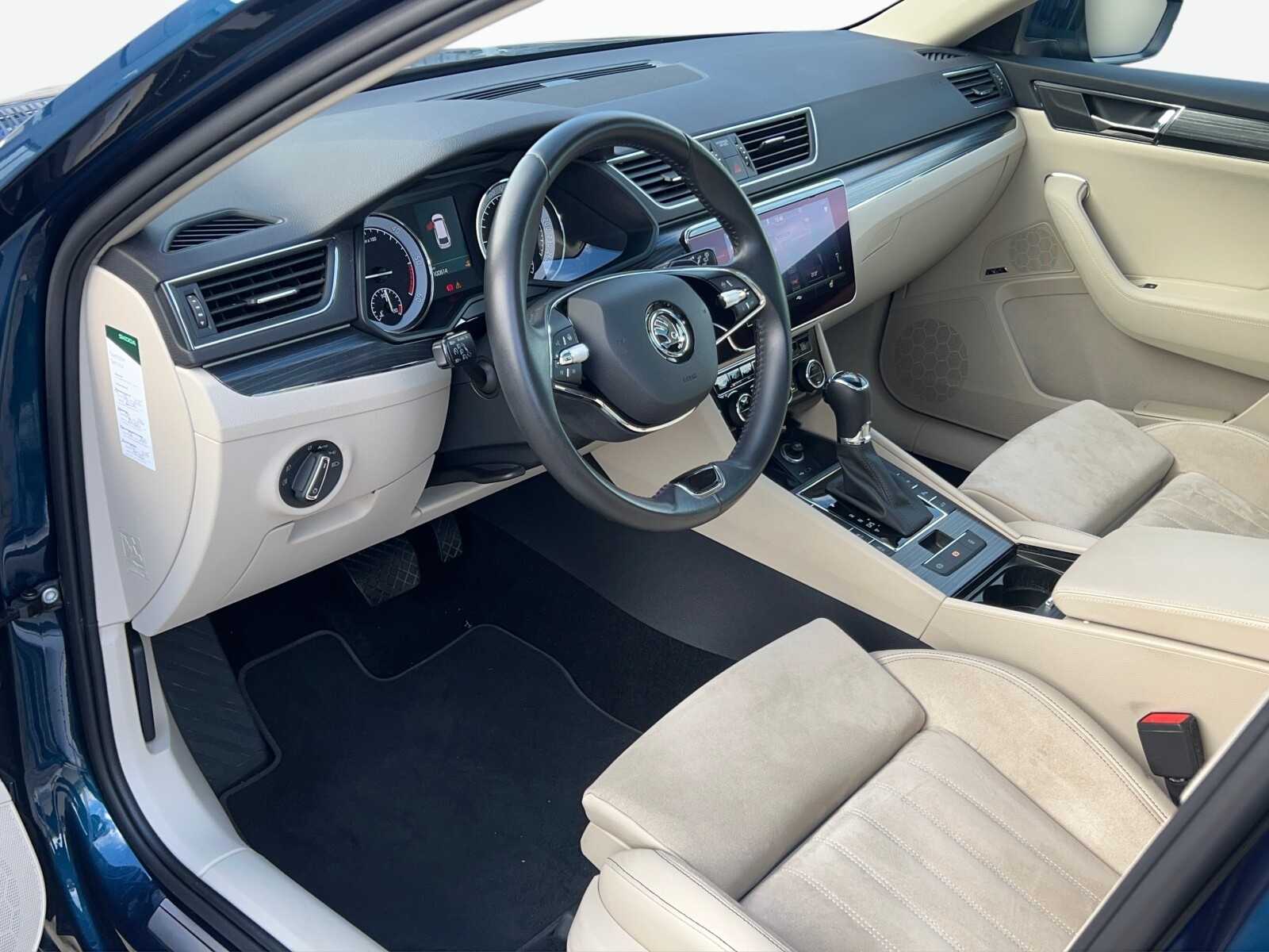 Škoda Superb