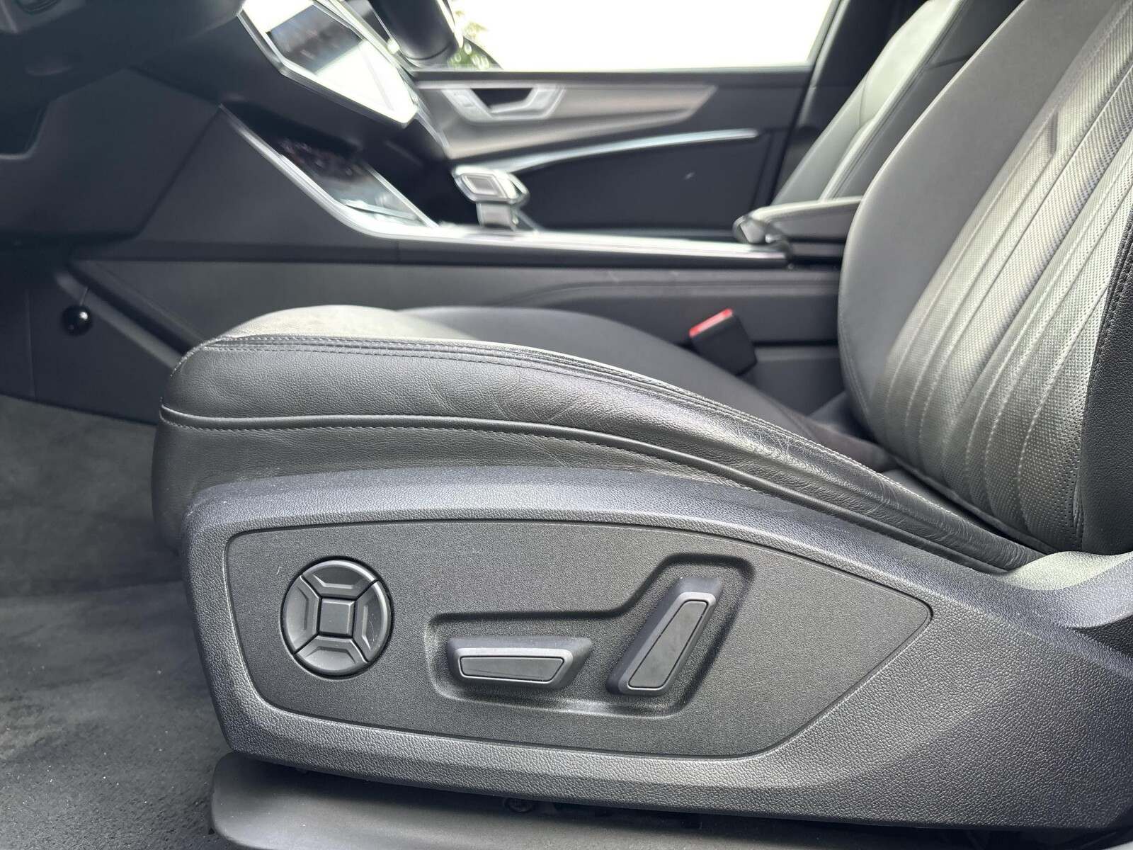 Audi A6 Limousine