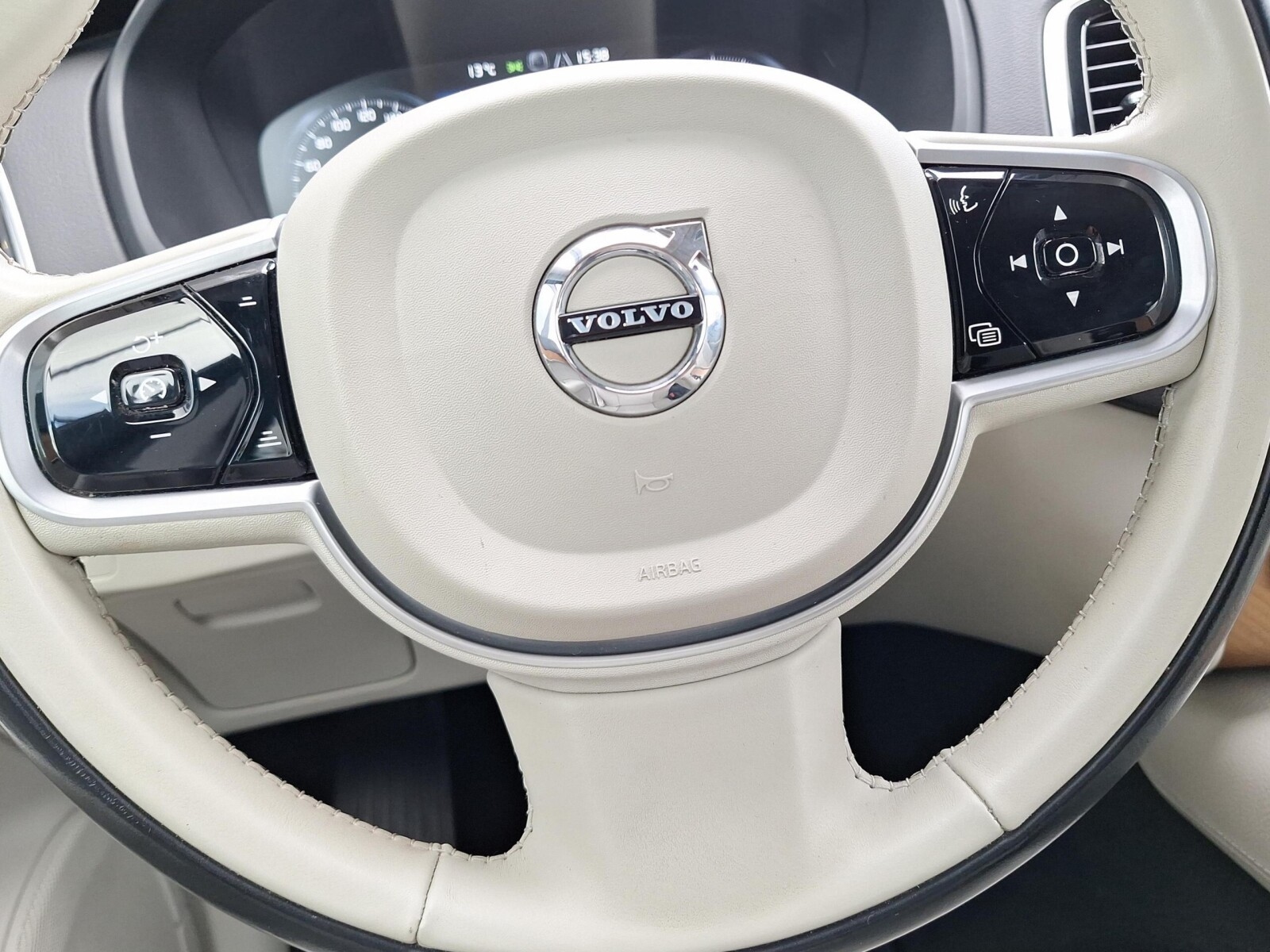 Volvo XC 90