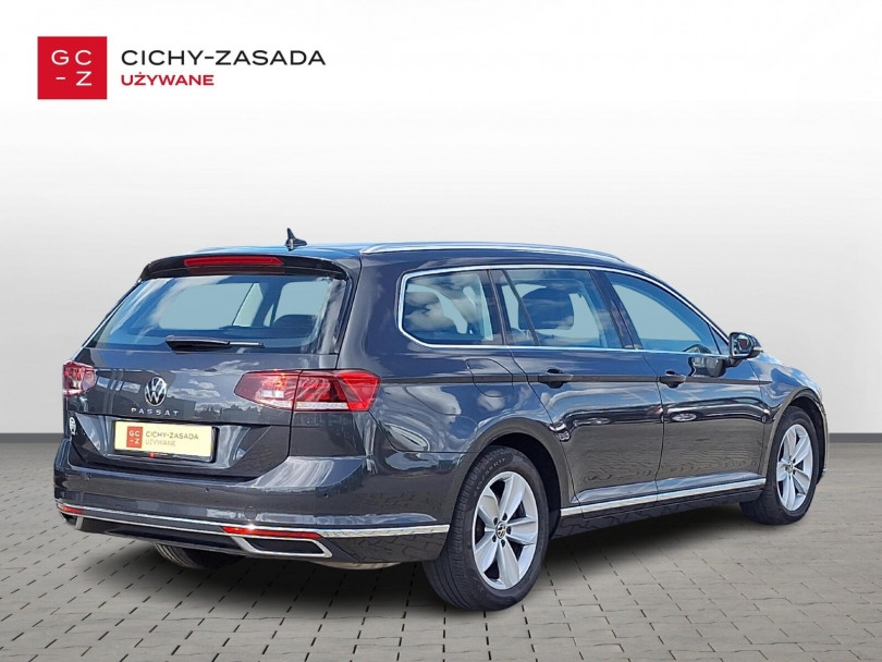 Volkswagen Passat 2022