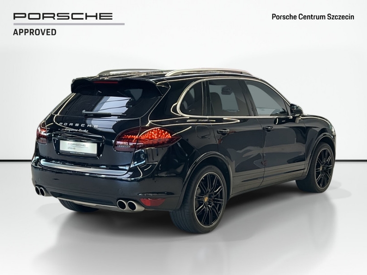 Porsche Cayenne Turbo 2011