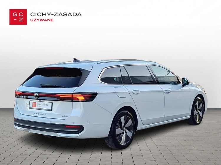 Volkswagen Passat 2025