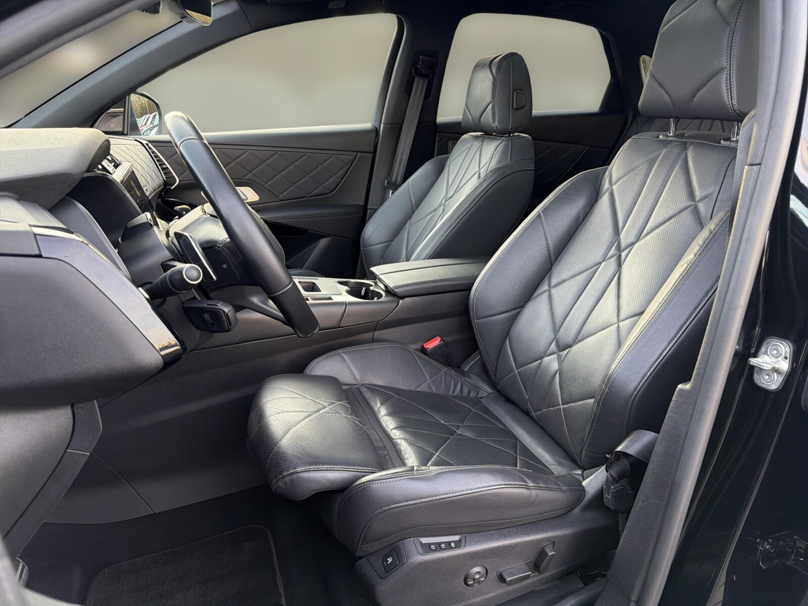 DS Automobiles DS 7 Crossback