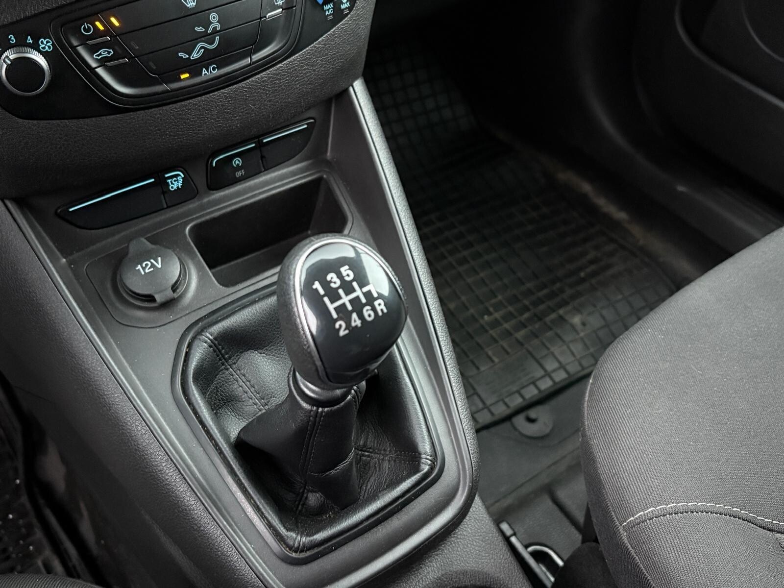 Ford Transit Courier