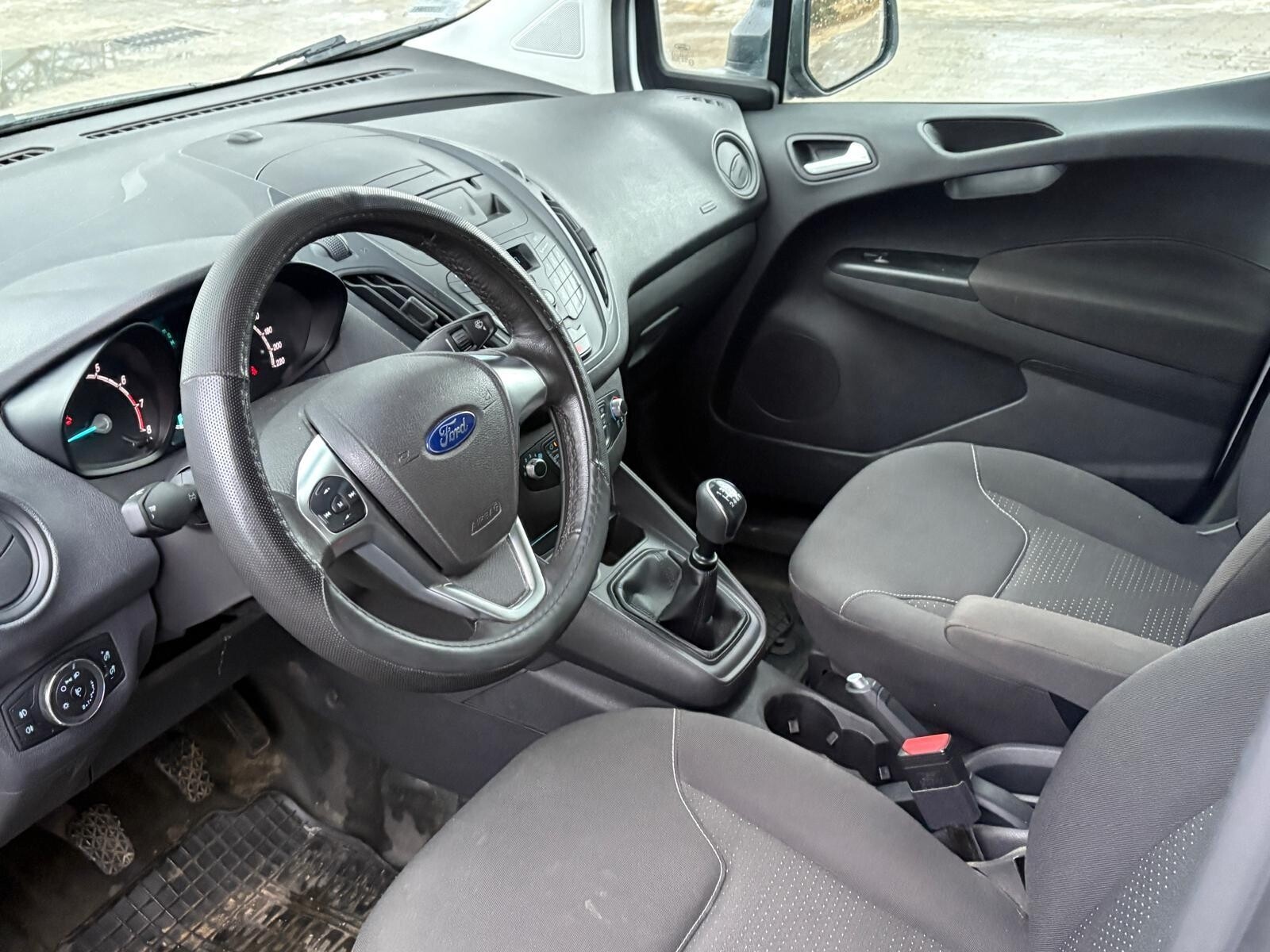 Ford Transit Courier