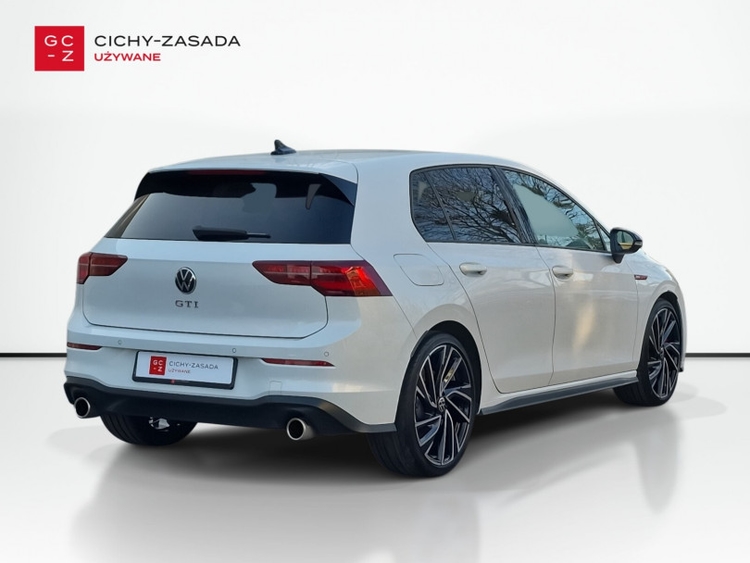 Volkswagen Golf 2021