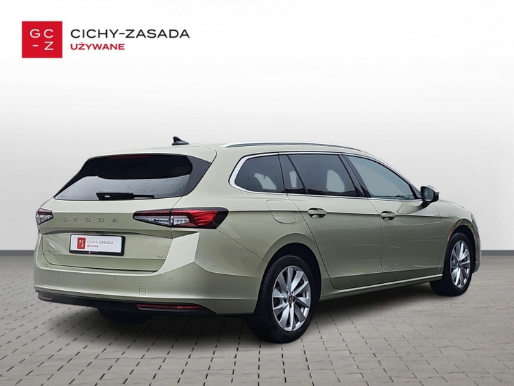 Škoda Superb 2024