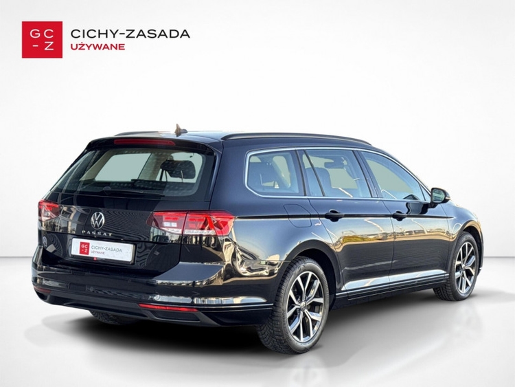 Volkswagen Passat 2022