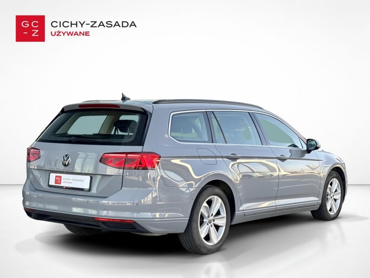 Volkswagen Passat 2022