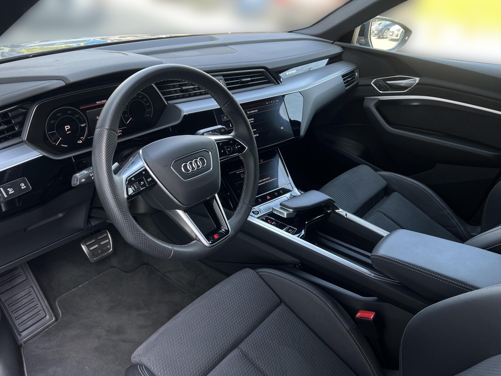 Audi Q8 e-tron