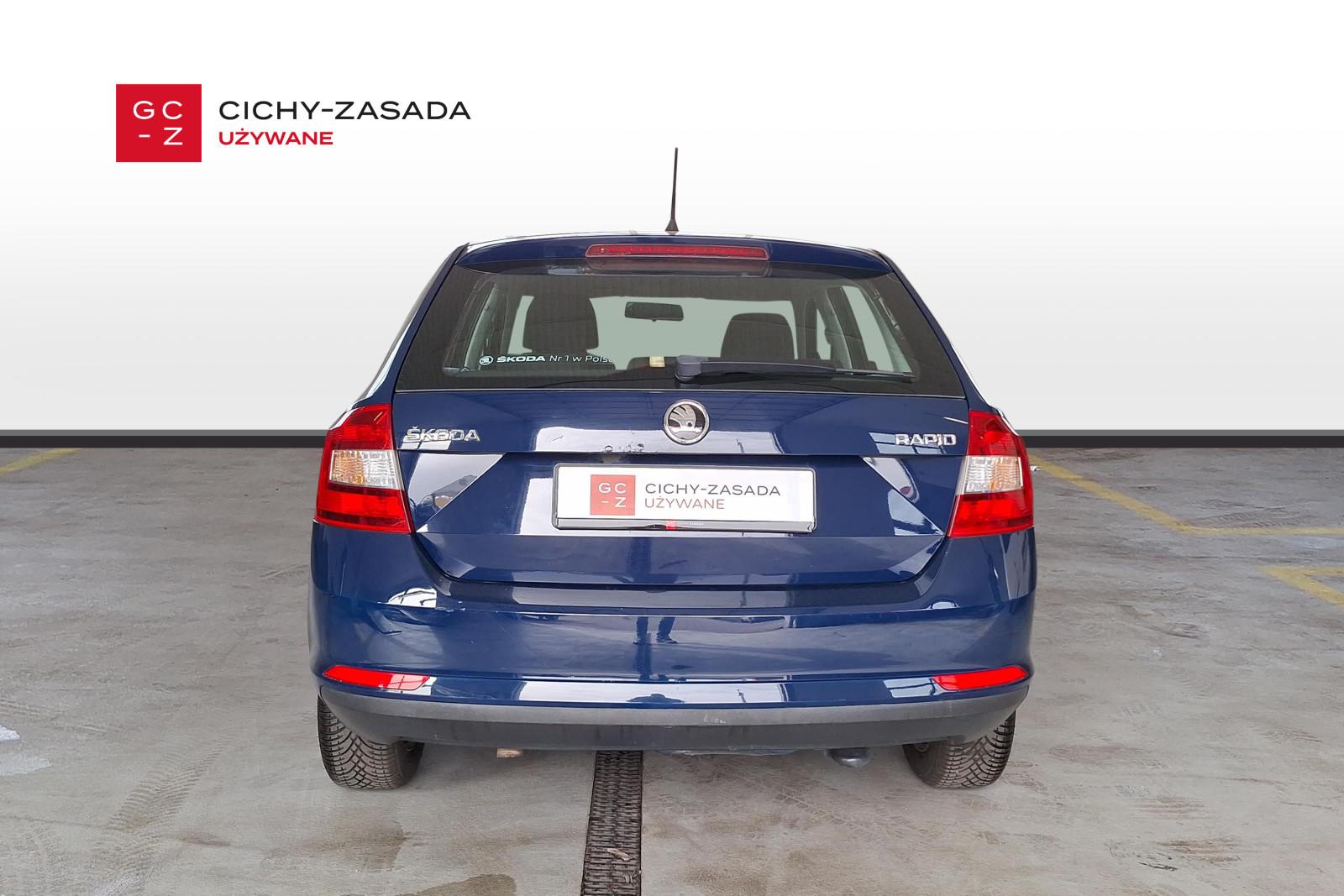 SalonPL 1.6TDI 90KM bezwypadkowy klimatyzacja radio fabryczne VAT23% 3