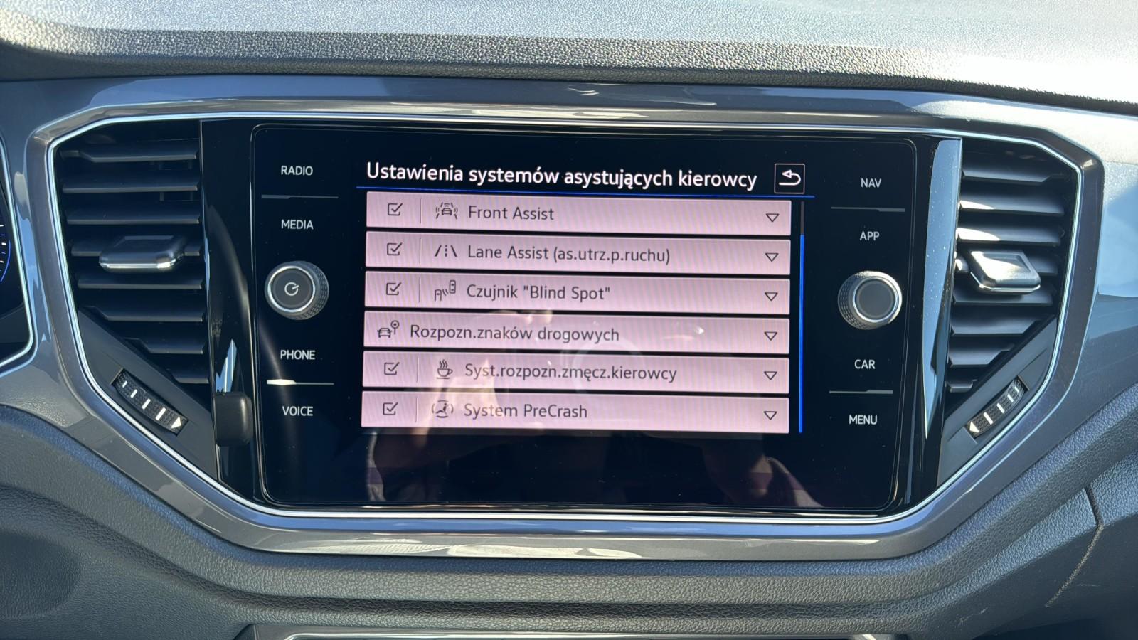 1.5 TSI 150 KM_LIFE_DSG_Keyless_NAVI_LED_Tempomat_Cockpit Pro_APP 22