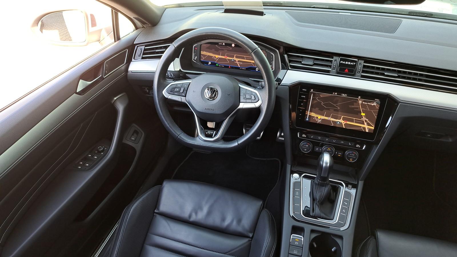 2.0TDI 190KM R-Line Matrix Head-up ACC Kamera360 Virtual Keyless FV23% 10