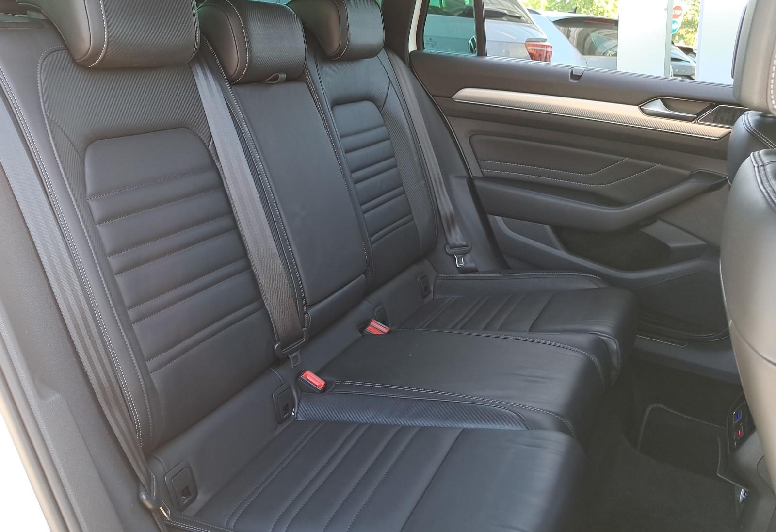 2.0TDI 190KM R-Line Matrix Head-up ACC Kamera360 Virtual Keyless FV23% 17