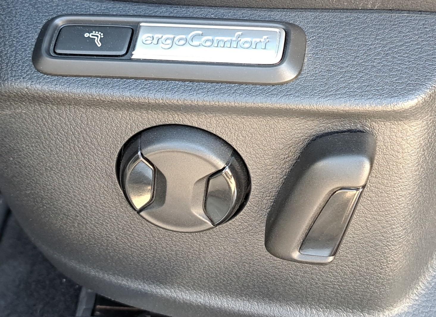 2.0TDI 190KM R-Line Matrix Head-up ACC Kamera360 Virtual Keyless FV23% 13
