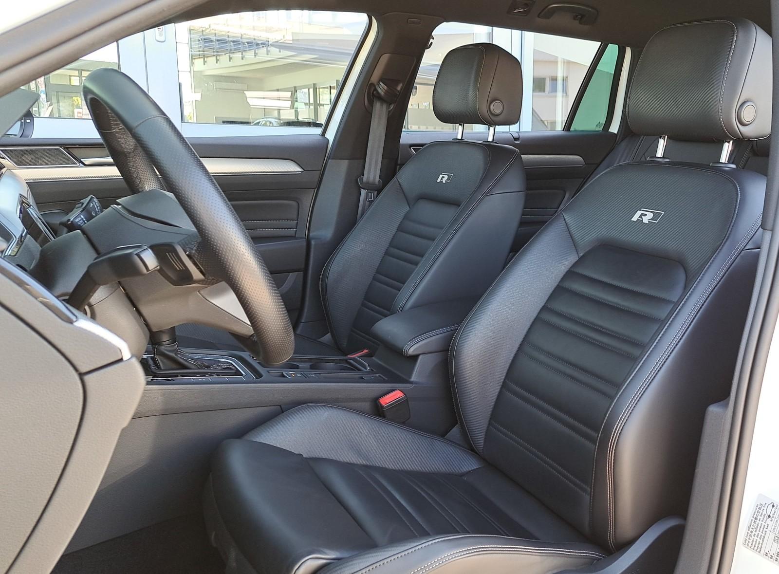 2.0TDI 190KM R-Line Matrix Head-up ACC Kamera360 Virtual Keyless FV23% 12