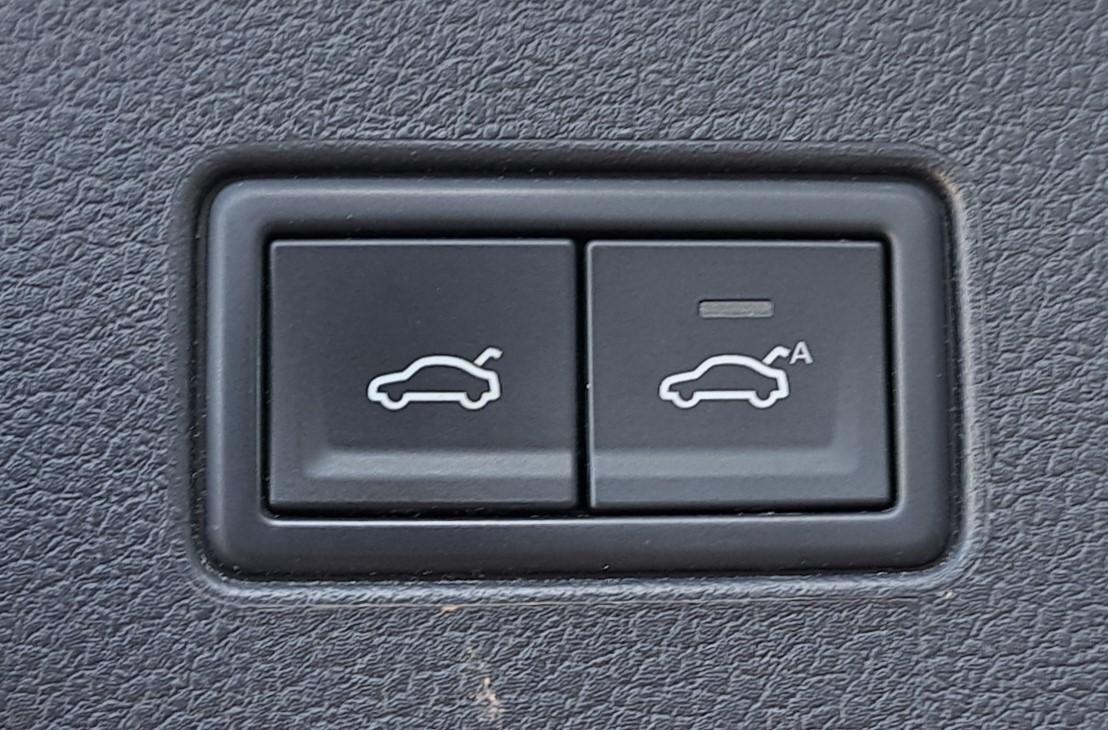 2.0TDI 190KM R-Line Matrix Head-up ACC Kamera360 Virtual Keyless FV23% 34
