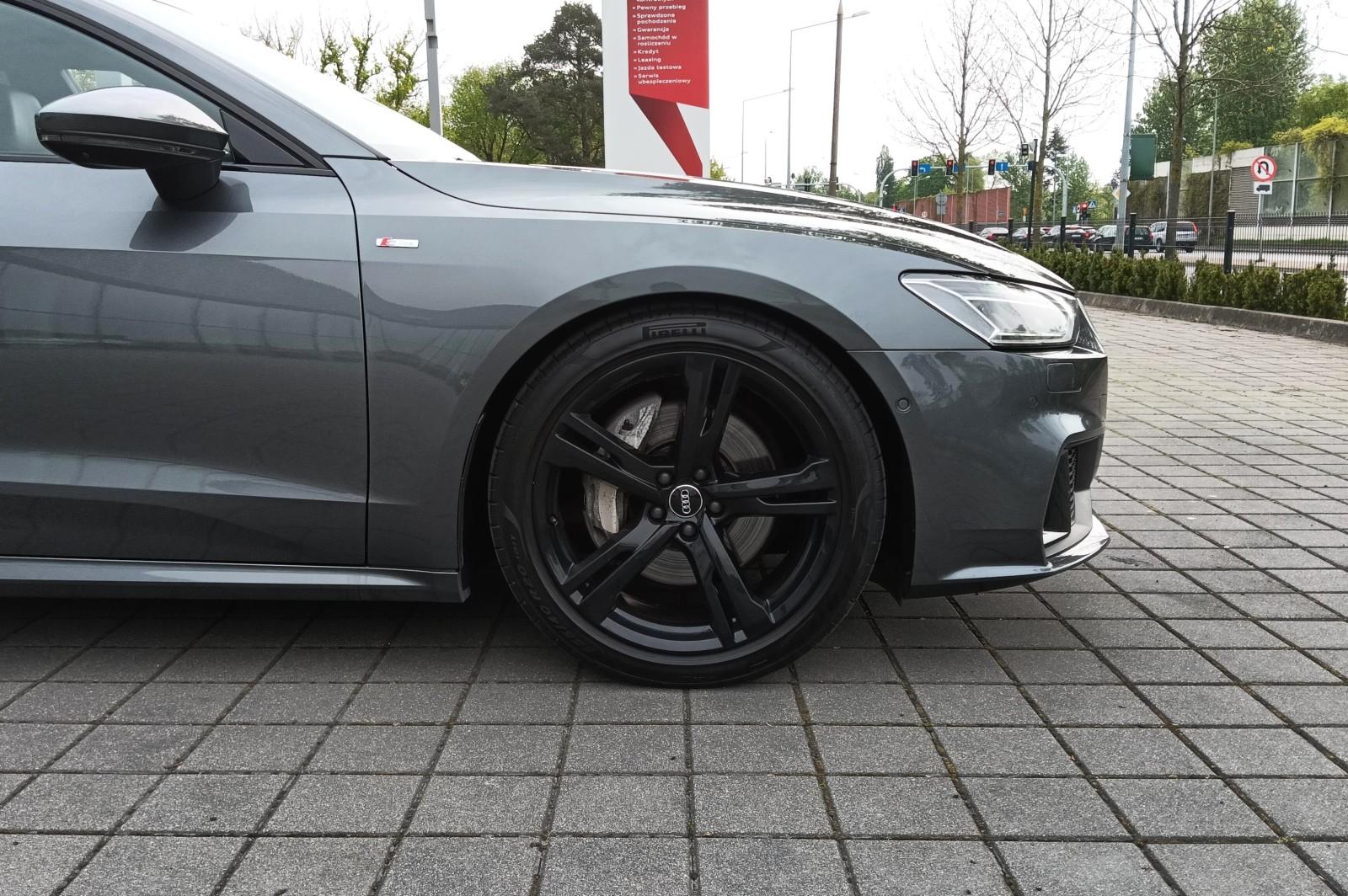 50TDI Quattro Tiptronic / Sline PakietCzerń Kamery360 / SzaryDaytona 28