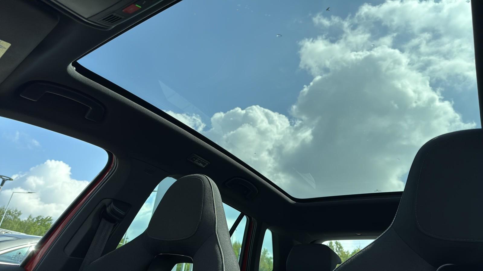 1.5 TSI 150 KM_MONTE CARLO_DSG_Panorama_LED_Wirtualny Kokpit_FV23% 25