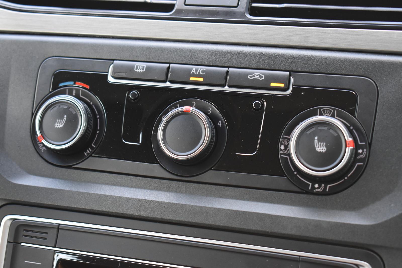 SalonPL 102KM TDI N1 5-os. Klima Bluetooth Podgrzewane Fotele VAT23% 17