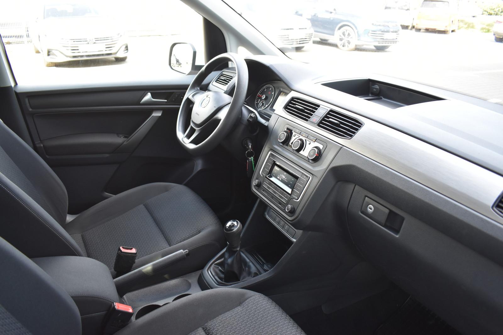 SalonPL 102KM TDI N1 5-os. Klima Bluetooth Podgrzewane Fotele VAT23% 9