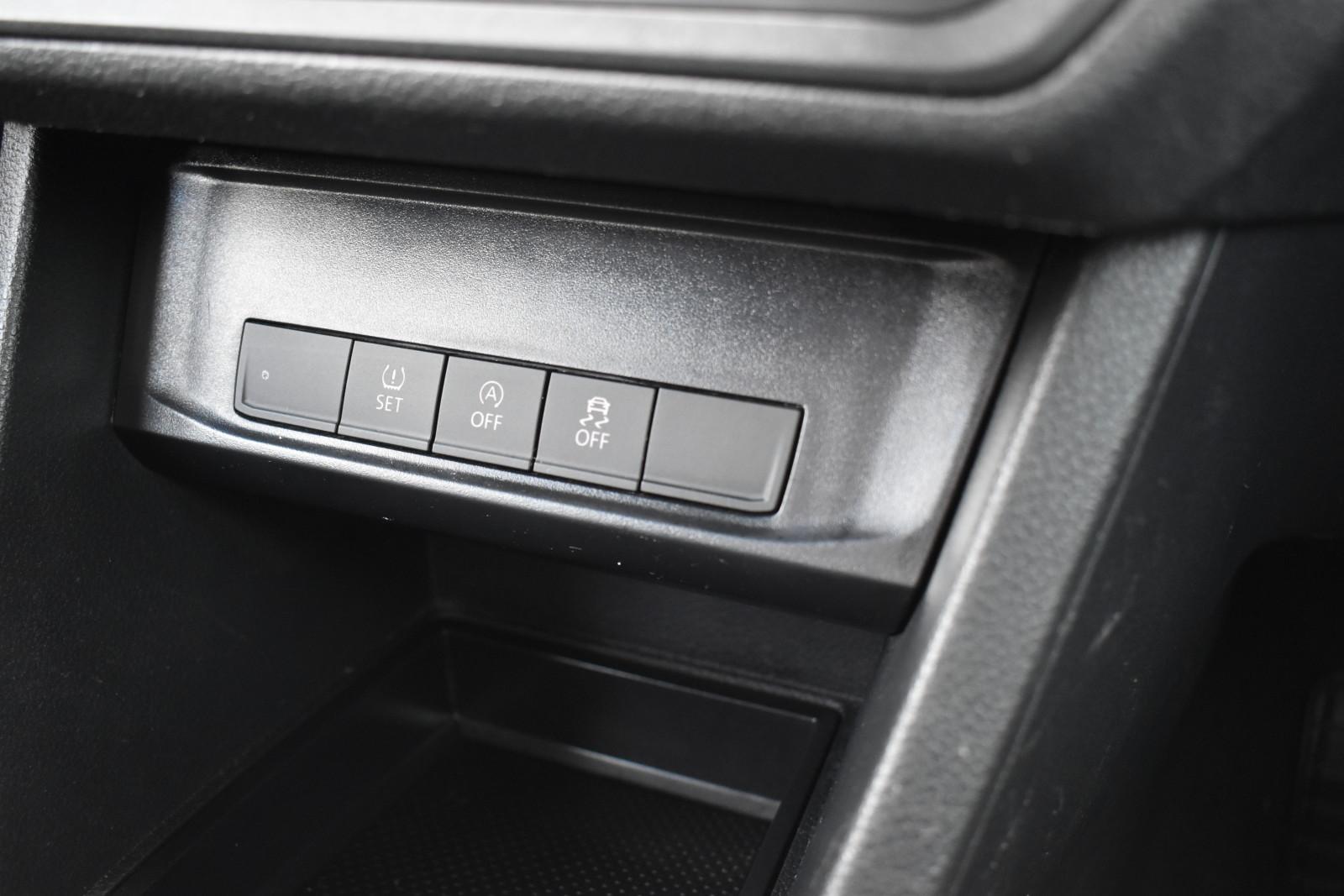 SalonPL 102KM TDI N1 5-os. Klima Bluetooth Podgrzewane Fotele VAT23% 21