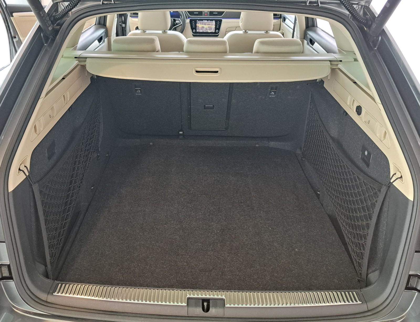2.0TDI 200KM Style DSG Gwarancja Virtual SalonPL Kamera Kessy ASO FV23% 34