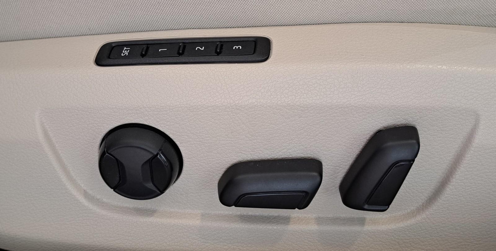 2.0TDI 200KM Style DSG Gwarancja Virtual SalonPL Kamera Kessy ASO FV23% 12
